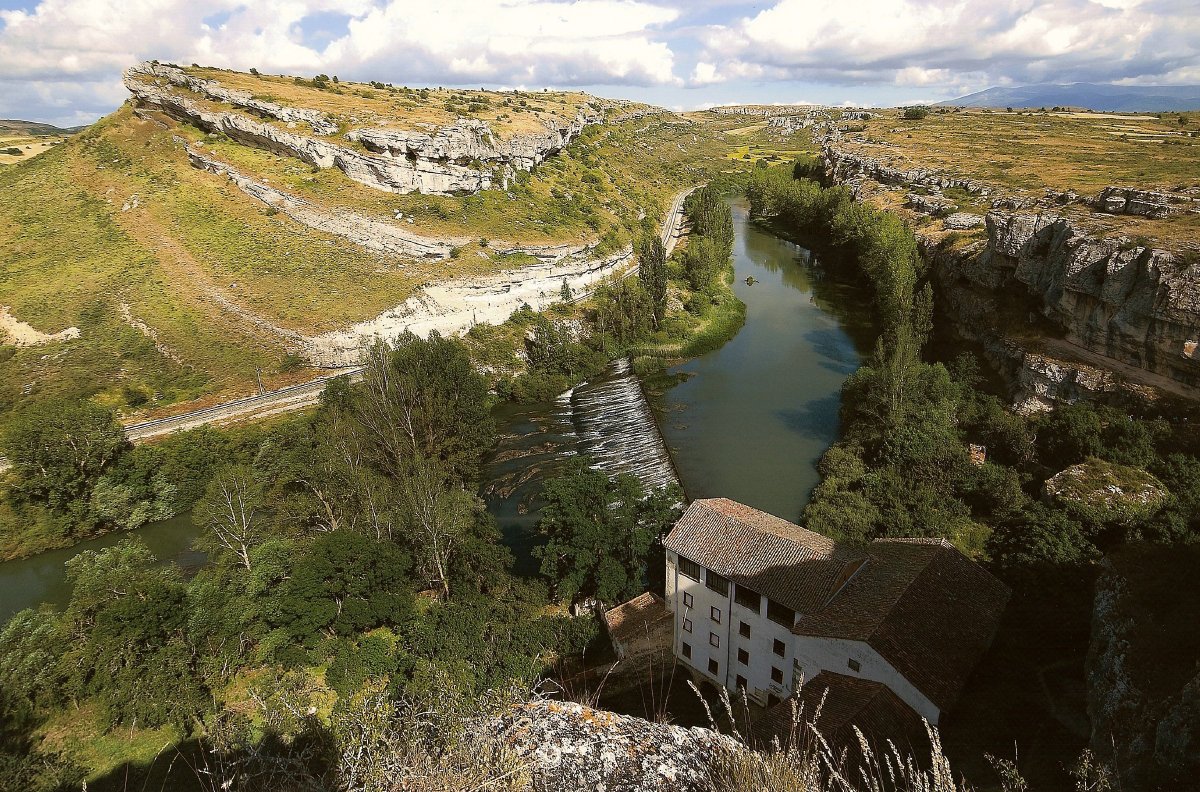 aguilardecampoolugaresdeinteres003004.jpg