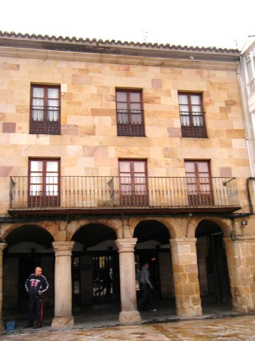 aguilardecampoolugaresdeinteres011002.jpg