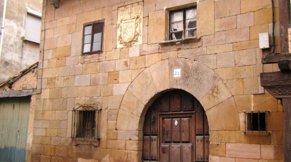 aguilardecampoolugaresdeinteres013002.jpg